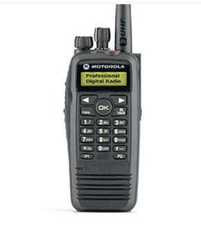 摩托羅拉P8268數(shù)字對講機(jī)